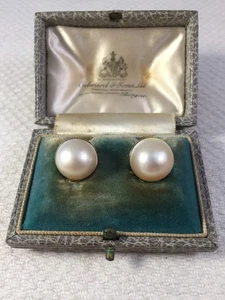 Vintage 9ct Gold and Large Pearl Screw Back Earrings with fitted box - Picture 1 of 9