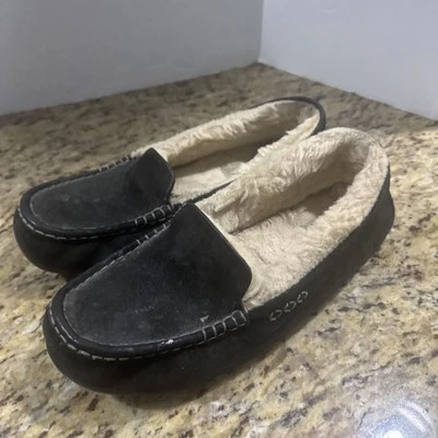 UGG Moccasins Slip On Shoes Women’s Size 9 Man’s 8 Black Leather Casual Cpix - Image 1 of 4