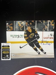 David Pastrnak Autographed Boston Bruins Signed 11x14 Photo JSA COA NHL - Picture 1 of 3