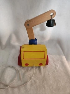 Large Wooden Crane with Magnetic Pick Up Heavy Duty 5.5x7" Pull Along Toy - Picture 1 of 4