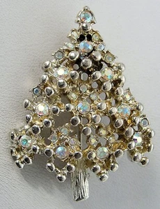 Awesome Nugget Style Silver Tone Christmas Tree Pin Aurora Borealis Rhinestones - Picture 1 of 4