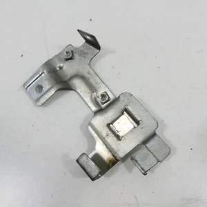 Suzuki GS 500 E Ez: 91 Mount Regulator Battery Fairing 35214 - Picture 1 of 3