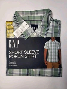 Gap NWT Men's Short Sleeve Button Front Poplin Shirt Green Plaid Size Medium - Picture 1 of 6