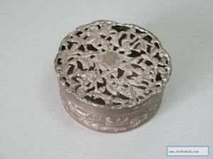 Cajita de plata con tapa colada Siglo XIX Plata 62,6gr - Imagen 1 de 1