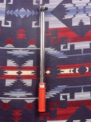 MATCO Tools TW250F 1/2" Drive 50-250 Foot Pounds Torque Wrench - Image 1 of 4