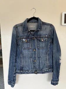 GAP 1969 Jacket Women's Size Medium Denim Dark Wash Pockets Jean Trucker - Picture 1 of 3