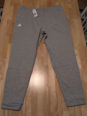 Pantalones de chándal Adidas de lana talla grande Foto 1 de 4