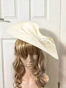 Ivory white large straw fascinator millinery burlesque headband wedding hat - Picture 1 of 3