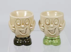 Pair of Wade Chuckle Bean Egg Cups from Cadbury World - Foto 1 di 3
