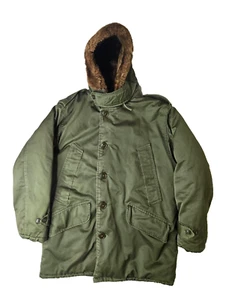 US Military Vintage 1950s OG Green Faux Fur Hood B-9 Parka Jacket Men Medium M - Picture 1 of 13