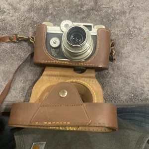 1950 Argus C-four Vintage camera Cintar 50mm f/2.8 lens / Leather case - Picture 1 of 10
