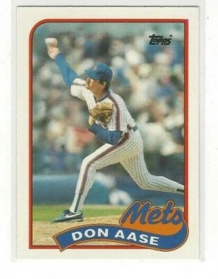 1989 TOPPS TRADED BASEBALL REGULAR BASE SERIES SINGLES #'S 1T-132T - Image 1 of 2