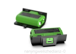 Play & Charge Kit for Xbox Series X|S - Picture 1 of 4