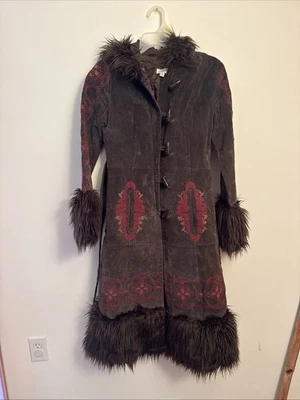 Jaqueta Vintage Y2K Charlotte Russe Camurça Penny Lane RARA Bordada  - Imagem 1 de 4