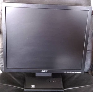 Acer V173 B Monitor - 17inch - VGA - 1280 x 1024 - Mains & VGA Cables - 2008 - Picture 1 of 6