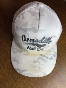 Armadillo Hat Co. White Camo Trucker Snapback Mesh Hat Cap –Distressed/Pre-Owned - Picture 1 of 7