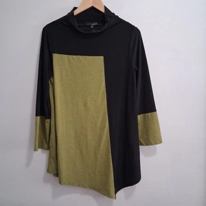Liv by Habitat Clothes Chloe Assymetric Green and Black Top Size Small Lagenlook - Picture 1 of 7