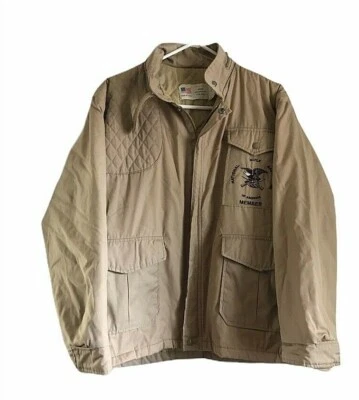 Chaqueta miembro de la Asociación Nacional del Rifle para hombre marrón con bolsillos con capucha forrada EE. UU. M Foto 1 de 4