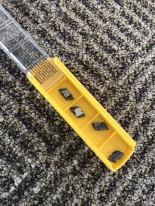 Kennametal NTK2R | New Carbide Inserts 1796156 | KC5010 | 4pcs - Picture 1 of 3