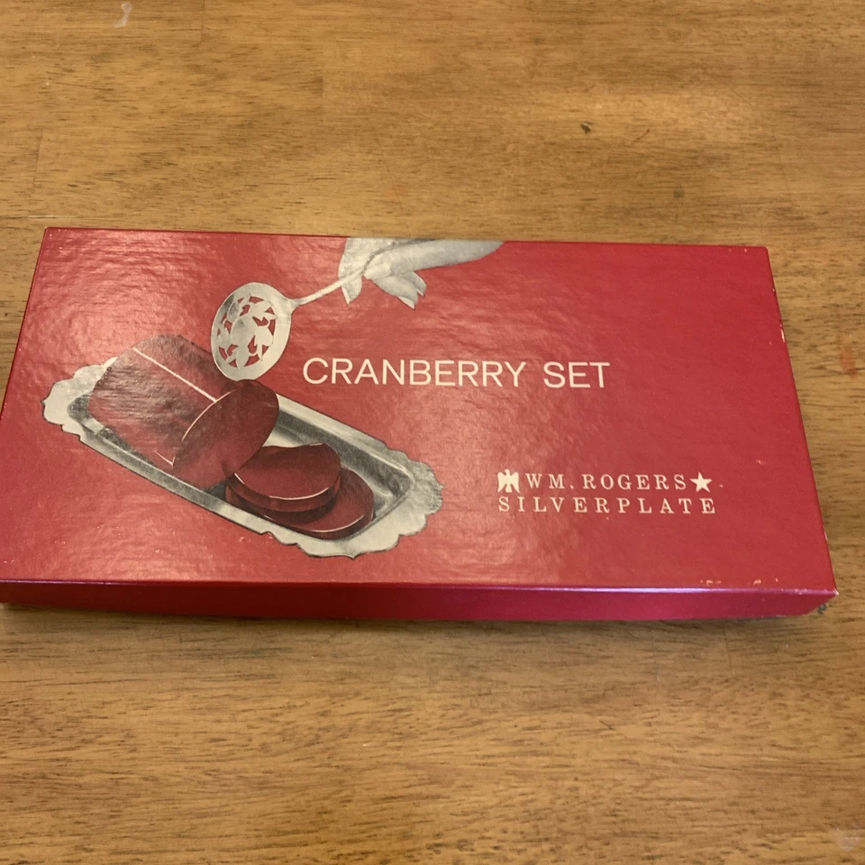 Mundial vintage. Juego de cuchara y plato de arándano plateado Rogers en caja original Foto 1 de 2