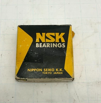 Nissan / Datsun 240z, 260z, 280z - Rolamento de roda externa traseira, NSK, 43215-E4100 - Imagem 1 de 4
