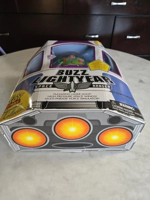 迪士尼玩具总动员签名系列巴斯光年 — 第 1/4 张图片