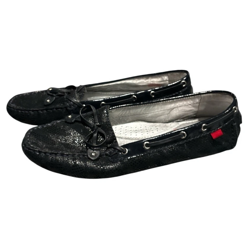 Classic Black Leather Loafers with Moccasin Design - Image 1 of 4