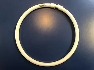 Anillo OSRAM - Lámpara fluorescente blanco cálido 40W/830 Lumilux T5 Long Life 12000h!!! - Imagen 1 de 5