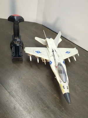 1989 Hasbro Flying Fighters Electronic F-18 Hornet VMFA 314 Sound Works As Shown - Image 1 of 4