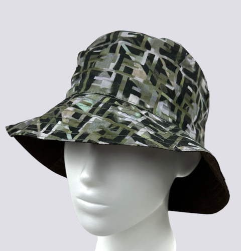 Cappello Fendi FF Zucca Monogram Mimetico Reversibile Imballabile Secchiello Taglia L