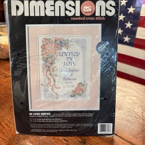 NEU Dimensions Kreuzstich-Set #3727 IN LOVE UNITED 11"x14" - Bild 1 von 4