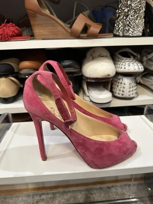 WORN Christian Louboutin Peep Toe Sandal Sz 40.5. In need of cleaning.  - Изображение 1 из 4
