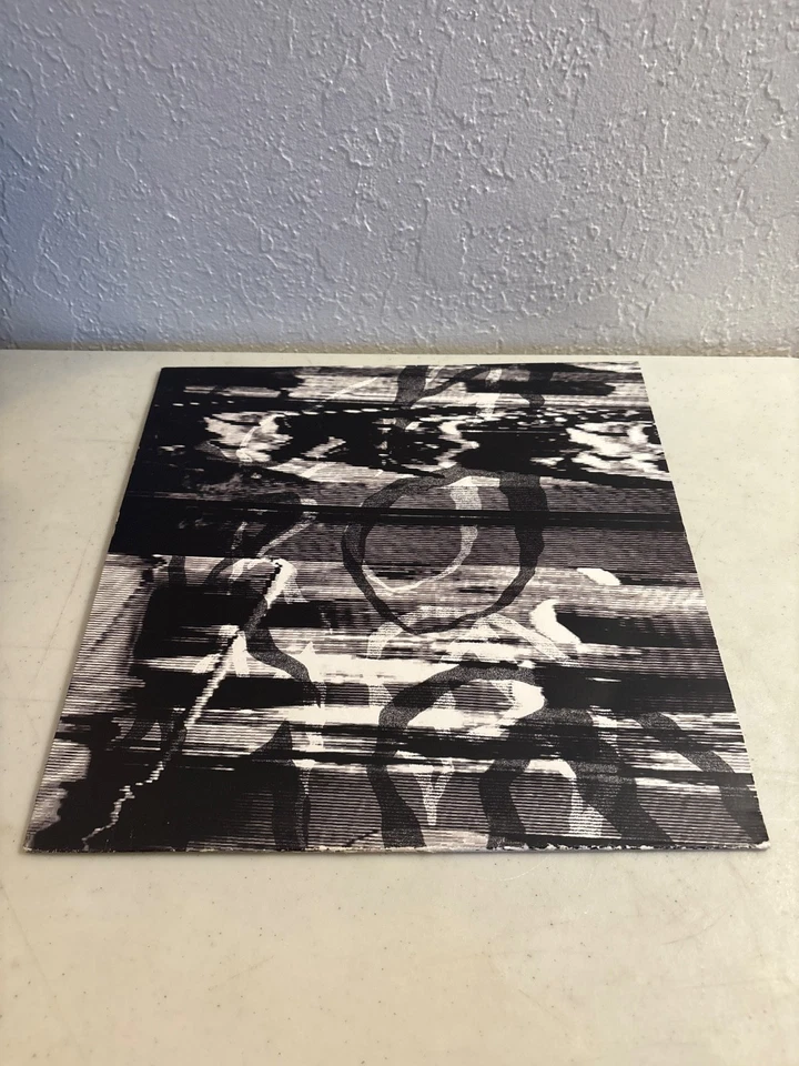 CHROMA CUERPOS DOCILES 12" MAXI SINGLE 2016 HYSTERIA ALTERNATIVE ROCK PUNK VG+ - Image 1 of 4