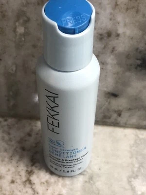 Envío N24 horas. Nuevo-Acondicionador Fekkai Super Strenght. 60 ml. 2.0 Fl. oz. Foto 1 de 4