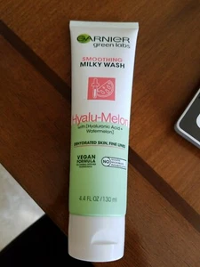 Garnier Green Labs Hyalu-Melon Smoothing Milky Wash Cleanser Brand New  - Picture 1 of 8