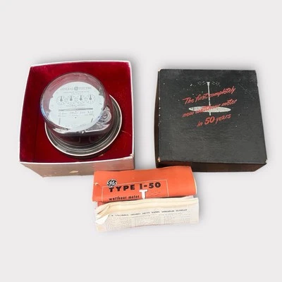 Medidor de electricidad General Electric Watthour de colección NOS I-50-S 1948 1940s en caja Foto 1 de 4