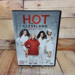 Hot In Cleveland Complete Second Season DVD Used Betty White Valerie Bertinelli - Picture 1 of 4