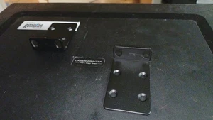 Rack Ears & Screws for the {Cisco} [SG300-28] Gigabit Managed Switch - Picture 1 of 2