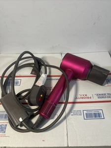 Secador de pelo supersónico Dyson HD01 - fucsia, se necesita reparación, no enciende - Imagen 1 de 10