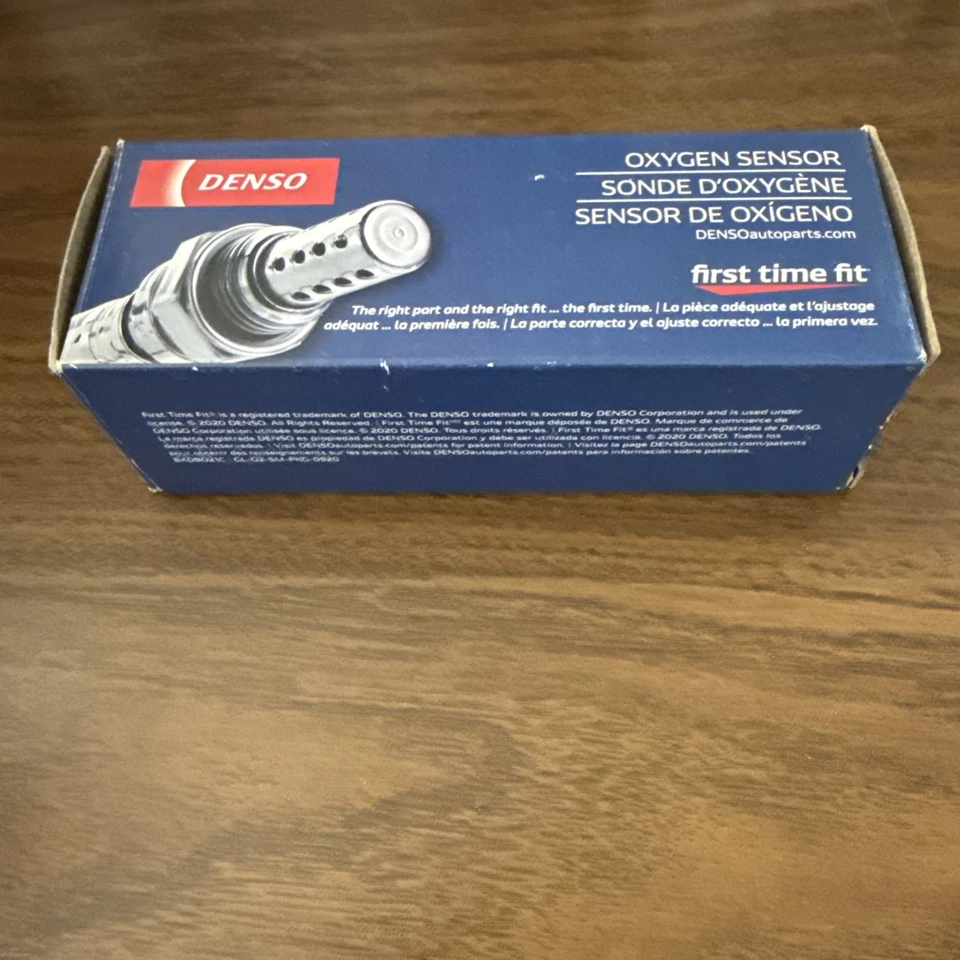 Sensor de oxígeno Denso Upstream para Chrysler Pacifica 2005-2006 V6-3,5 L Foto 1 de 4