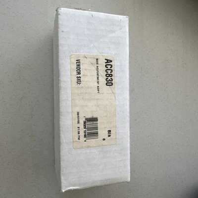 Несравненный БОКОВОЙ РЕГУЛЯТОР для крепления проектора ACC830 - Изображение 1 из 2