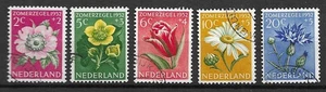Netherlands 1953 summer stamps set Flowers used - Picture 1 of 1