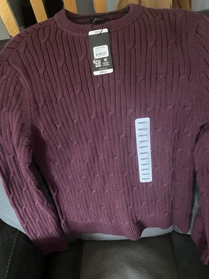 Express Men's Size Small Cable Knit Sweater Maroon R3-A - Image 1 of 2