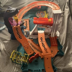 2008 Hot Wheels Shark Bite Bay Fold & Go Carry Track Play Set w/ Sound WORKS - Picture 1 of 14