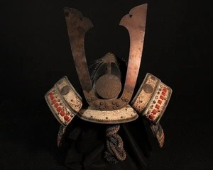 Elmetto armatura samurai giapponese indossabile Yoroi Kabuto Menpo fatto a mano antico - Foto 1 di 6