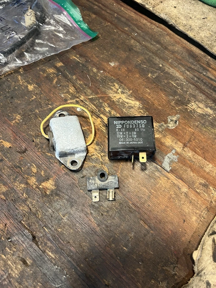 Yamaha XT250 1981 regulador rectificador Foto 1 de 1