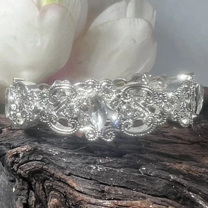 Napier Crystal Stretch Bracelet Silver Tone NWT - Picture 1 of 11