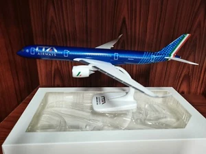 Alitalia Airbus A350-900 1/200 Scale Airplane Model High Quality - Picture 1 of 7