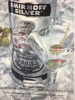 Anuncio impreso vintage de vodka plateado Smirnoff 1976 Martini Glass oliva Foto 1 de 4