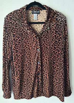 Vintage Sag Harbor Women’s Brown Cheetah Print Velvet Button Up Top Size medium — 第 1/4 张图片